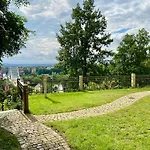 Wundervolle Im Elbhang Von Loschwitz