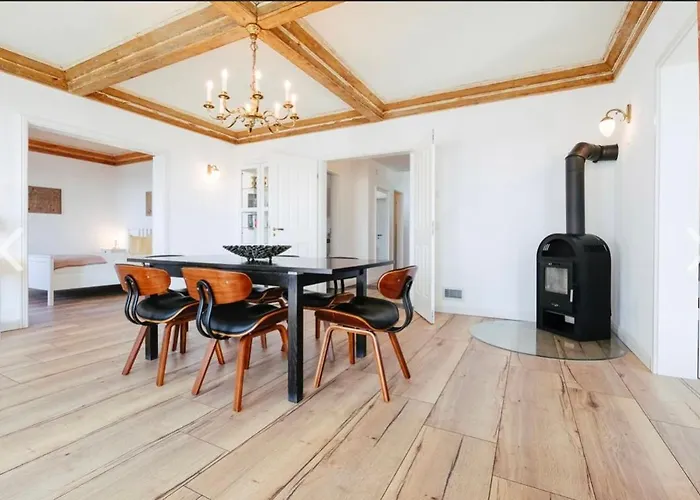 Wundervolle Im Elbhang Von Loschwitz * Dresden